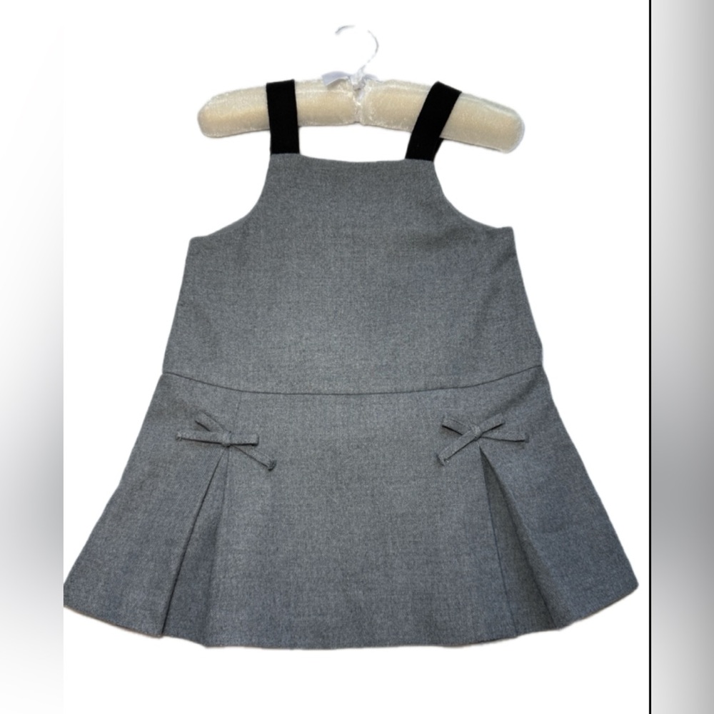 Zara Girls Gray Jumper Dress with Black Straps & Bow Details – Size 3Y (98 cm) - Picture 2 of 4